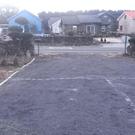Hamdeok Pool Villa Pension Jeju Esterno foto