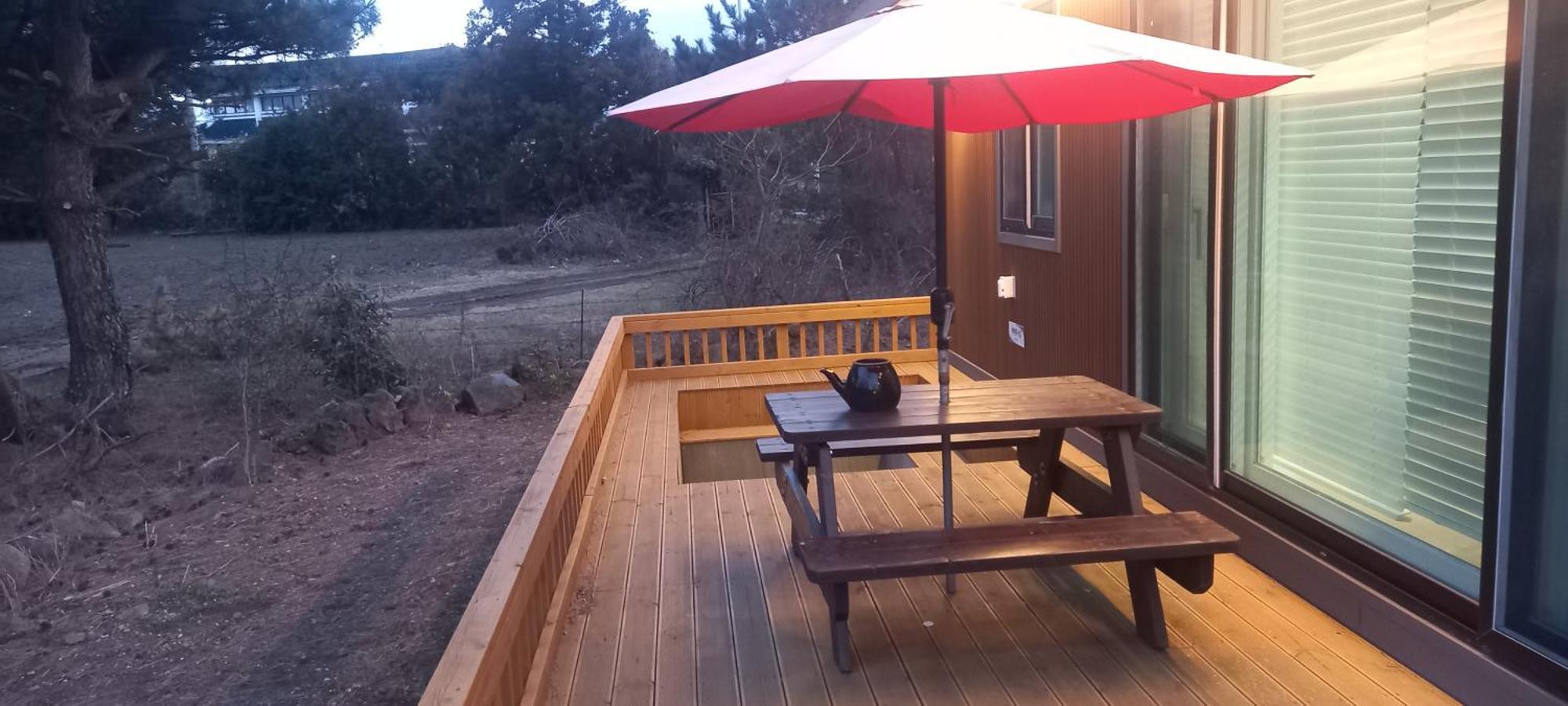Hamdeok Pool Villa Pension Jeju Esterno foto