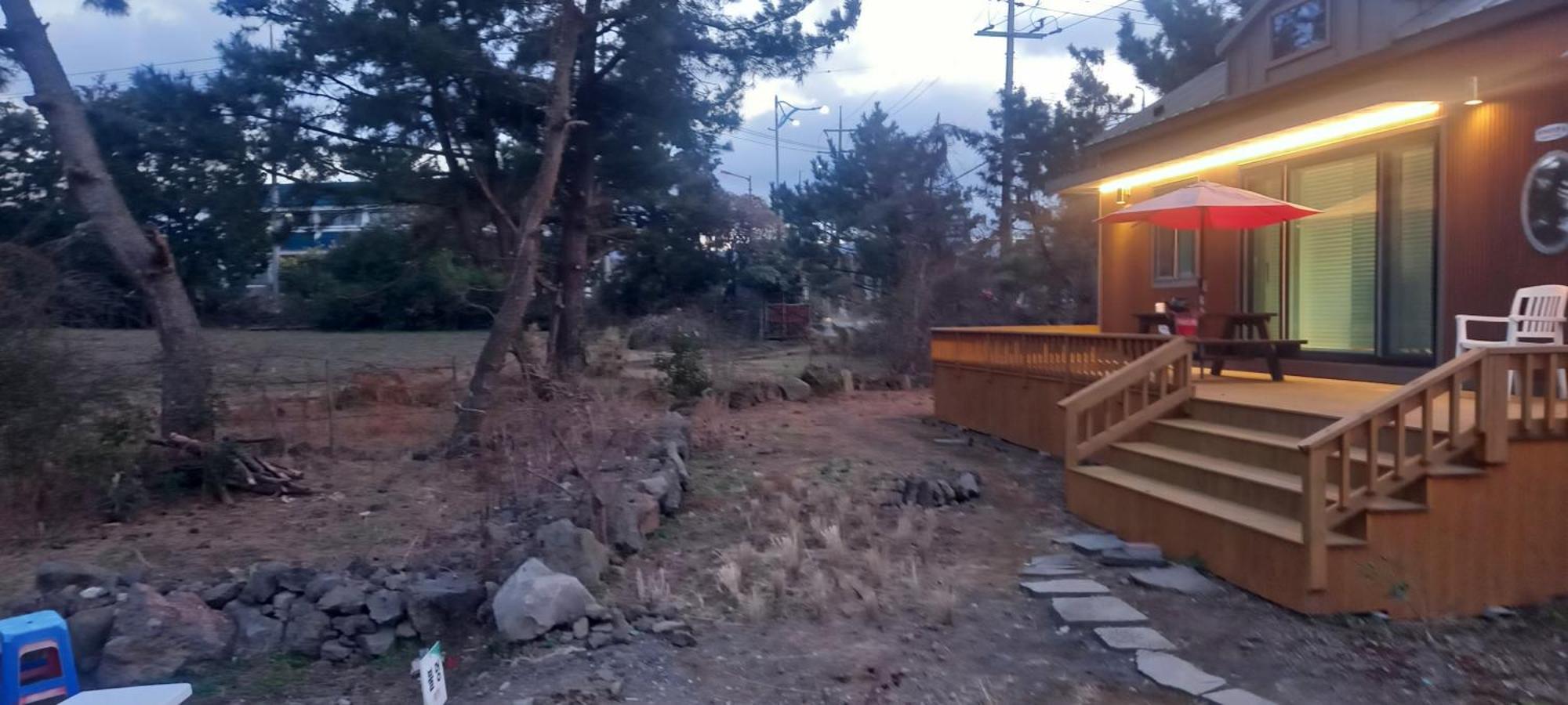Hamdeok Pool Villa Pension Jeju Esterno foto